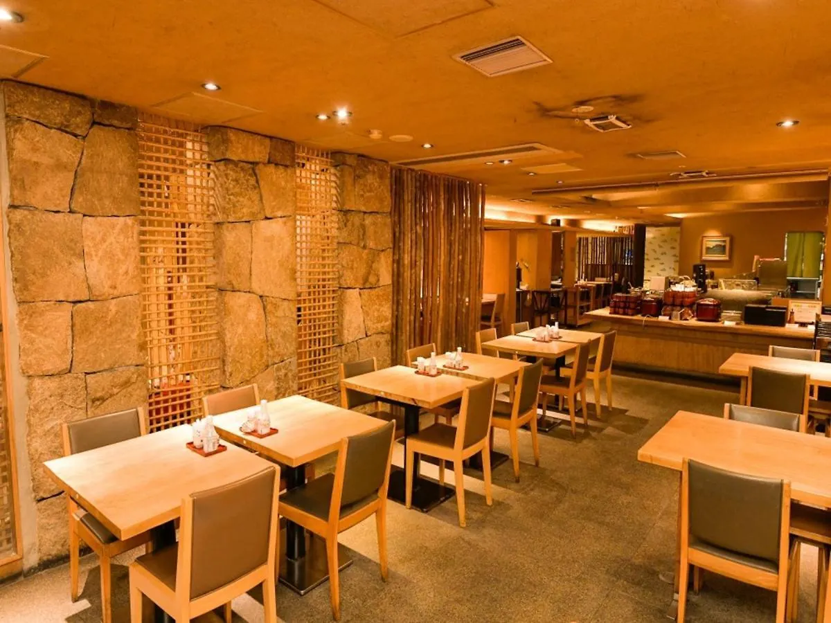 *** Hotel Via Inn Shin Osaka West Japon